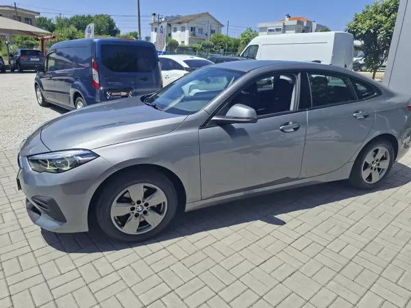 BMW 216 Gran Coupé 2022 - 23550 EUR, 53553 km - AUTO.MOTO.pt - 53553km - foto 12 de 36