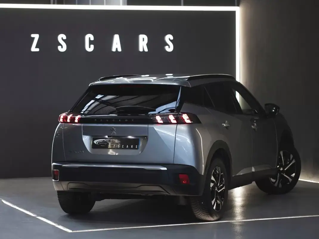 Peugeot e-2008 2023 - 20750 EUR, 50011 km - AUTO.MOTO.pt - 50011km - foto 5 de 21