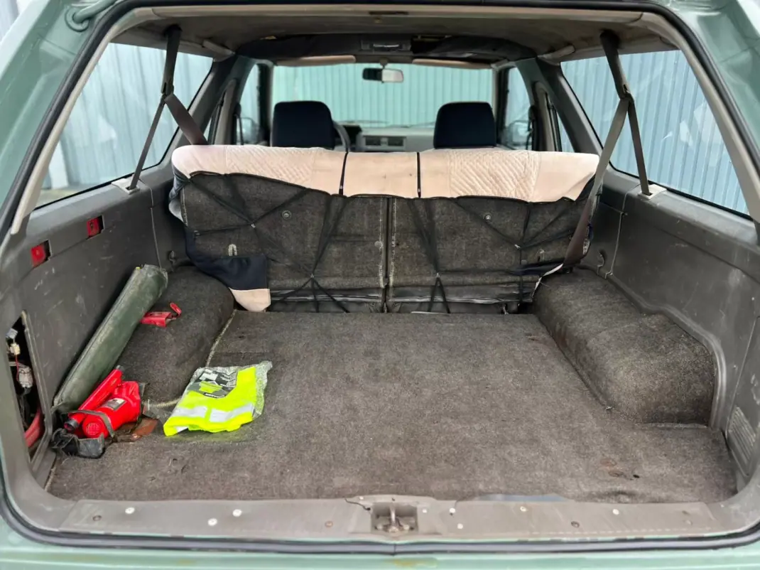 Nissan Terrano 1990 - 7500 EUR, 356940 km - AUTO.MOTO.pt - 356940km - foto 15 de 15