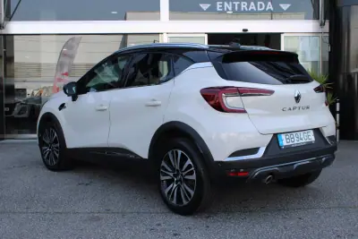 Renault Captur 2020 - 17900 EUR, 131971 km - AUTO.MOTO.pt - 131971km - foto 5 de 30