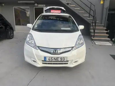 Honda Jazz 2012 - 10900 EUR, 108166 km - AUTO.MOTO.pt - 108166km - foto 2 de 7