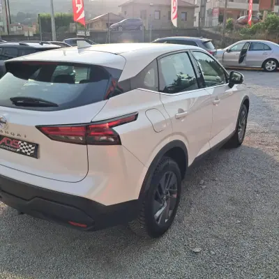 Nissan Qashqai 2022 - 23450 EUR, 37000 km - AUTO.MOTO.pt - 37000km - foto 6 de 16