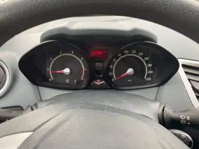 Ford Fiesta 2009 - 5990 EUR, 122805 km - AUTO.MOTO.pt - 122805km - foto 2 de 3