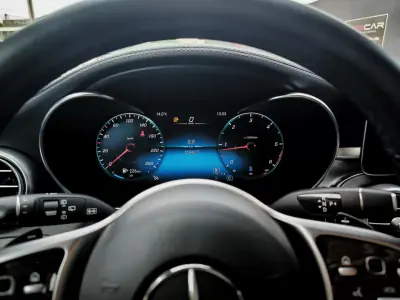 Mercedes-Benz GLC 200 2020 - 37950 EUR, 150427 km - AUTO.MOTO.pt - 150427km - foto 13 de 17
