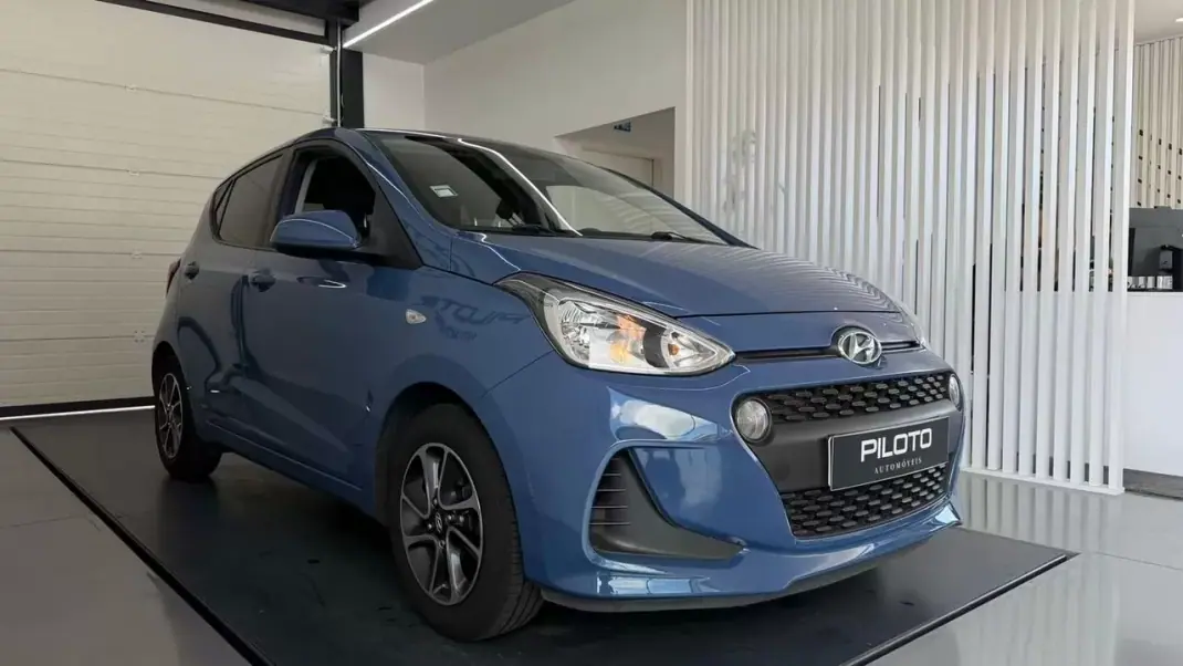 Hyundai i10 2018 - 10990 EUR, 68000 km - AUTO.MOTO.pt - 68000km - foto 4 de 25