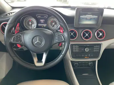 Mercedes-Benz CLA 200 2015 - 14900 EUR, 300000 km - AUTO.MOTO.pt - 300000km - foto 9 de 14