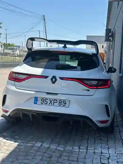 Renault Mégane 2019 - 25999 EUR, 110000 km - foto 4 de 9