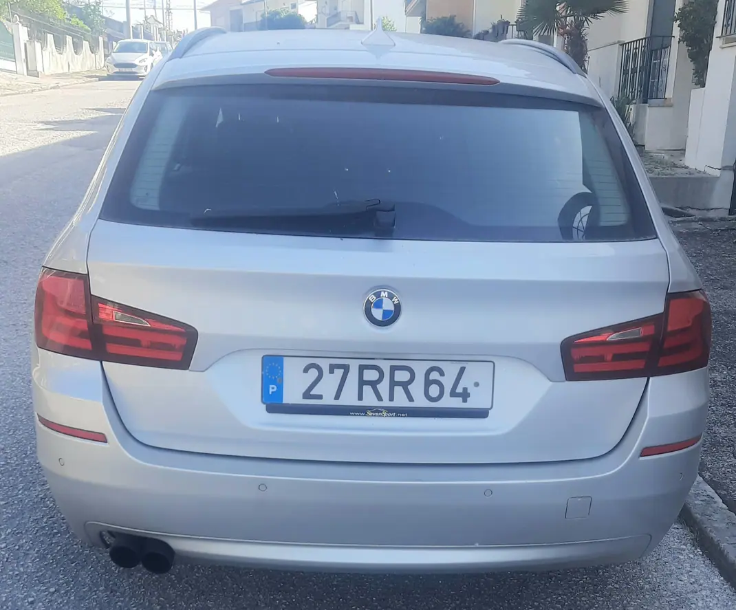 BMW 520 2011 - 11500 EUR, 315000 km - AUTO.MOTO.pt - 315000km - foto 6 de 6