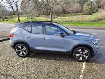 Volvo XC 40 2023 - 28500 EUR, 96000 km - AUTO.MOTO.pt - 96000km - foto 7 de 15