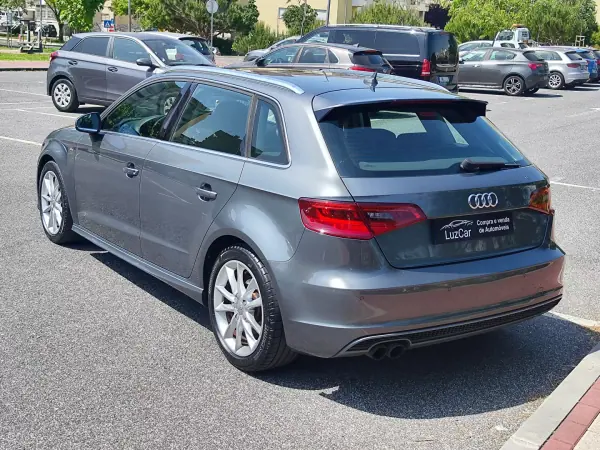 Audi A3 Sportback 2016 - 16980 EUR, 199550 km - AUTO.MOTO.pt - 199550km - foto 10 de 39
