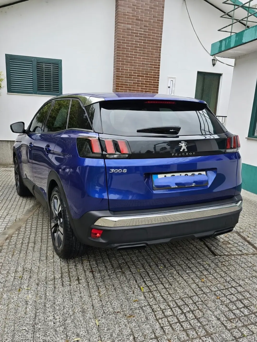 Peugeot 3008 2018 - 15499 EUR, 174478 km - AUTO.MOTO.pt - 174478km - foto 10 de 10