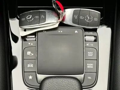 Mercedes-Benz CLA 250 2021 - 23450 EUR, 127841 km - AUTO.MOTO.pt - 127841km - foto 17 de 28
