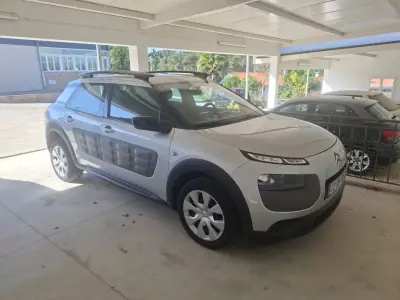 Citroën C4 Cactus 2015 - 8870 EUR, 165856 km - foto 1 de 12