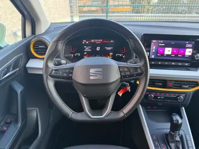 SEAT Arona 2024 - 19990 EUR, 52300 km - AUTO.MOTO.pt - 52300km - foto 8 de 16