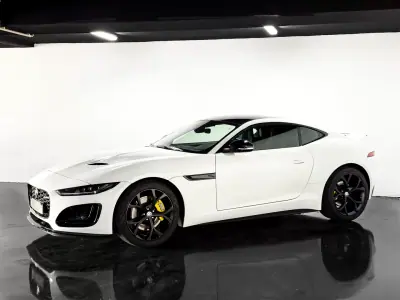 Jaguar F-Type 2020 - 52500 EUR, 77800 km - AUTO.MOTO.pt - 77800km - foto 4 de 27