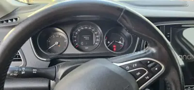 Renault Mégane 2017 - 14900 EUR, 94242 km - AUTO.MOTO.pt - 94242km - foto 6 de 13