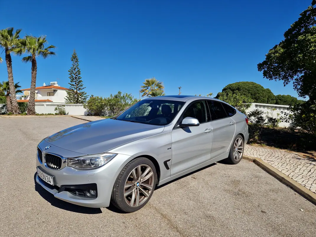BMW 520 Gran Turismo 2014 - 16500 EUR, 188500 km - 188500km - foto 2 de 12