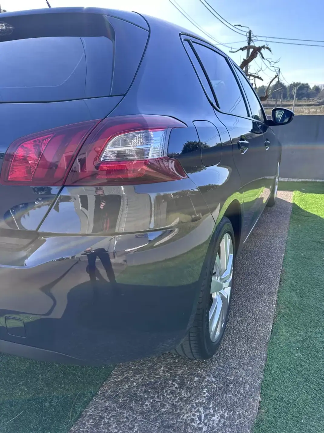 Peugeot 308 2018 - 12500 EUR, 280000 km - AUTO.MOTO.pt - 280000km - foto 13 de 41