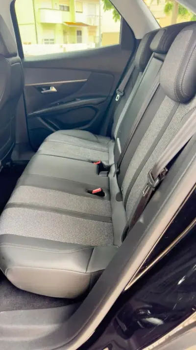 Peugeot 3008 2019 - 15990 EUR, 140000 km - 140000km - foto 9 de 21