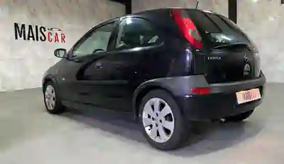 Opel Corsa 2003 - 1250 EUR, 250000 km - AUTO.MOTO.pt - 250000km - foto 4 de 21