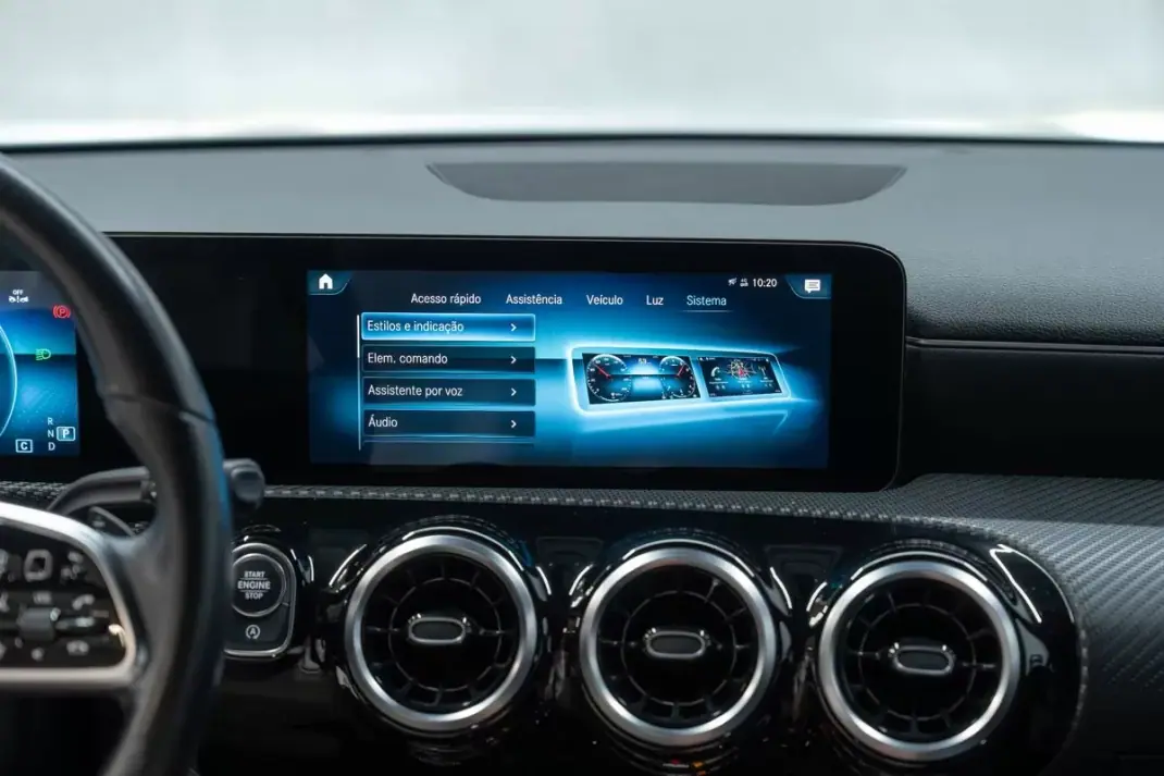 Mercedes-Benz CLA 180 2023 - 29950 EUR, 70000 km - AUTO.MOTO.pt - 70000km - foto 34 de 43