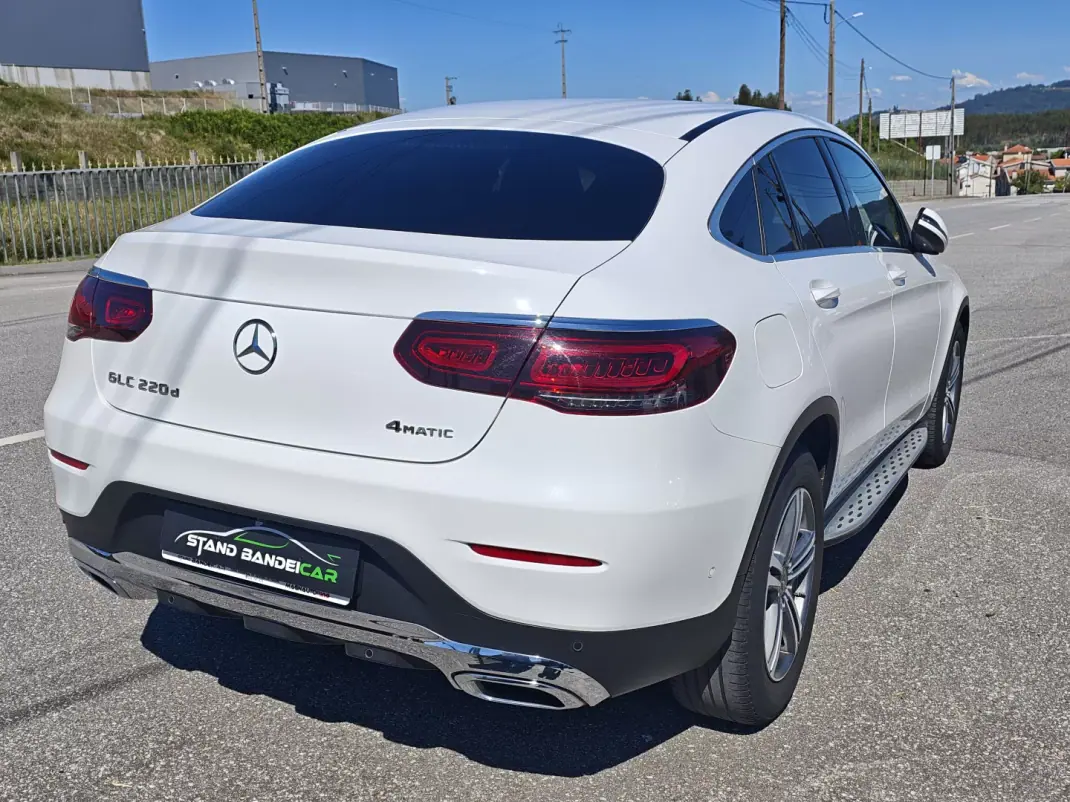 Mercedes-Benz GLC 220 2020 - 44500 EUR, 98000 km - AUTO.MOTO.pt - 98000km - foto 8 de 35