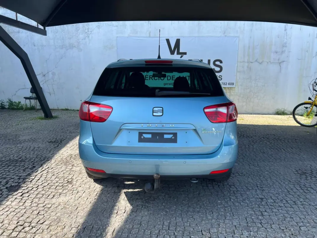 SEAT Ibiza ST 2010 - 6500 EUR, 156150 km - AUTO.MOTO.pt - 156150km - foto 4 de 10