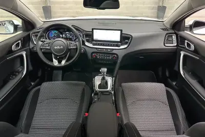 Kia XCeed 2022 - 22450 EUR, 15890 km - AUTO.MOTO.pt - 15890km - foto 12 de 51