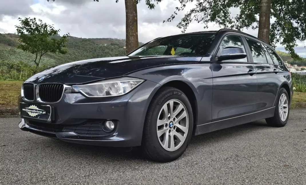 BMW 316 2013 - 13900 EUR, 162600 km - 162600km - foto 5 de 17