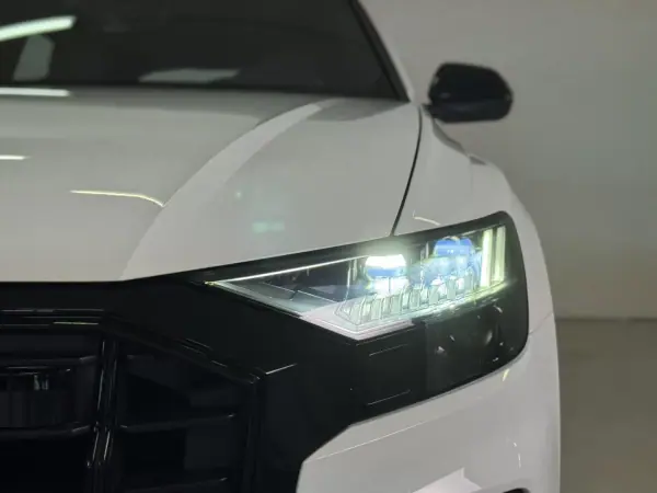 Audi SQ8 2019 - 99950 EUR, 49398 km - AUTO.MOTO.pt - 49398km - foto 14 de 56