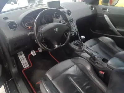 Peugeot RCZ 2010 - 13480 EUR, 102545 km - AUTO.MOTO.pt - 102545km - foto 11 de 37