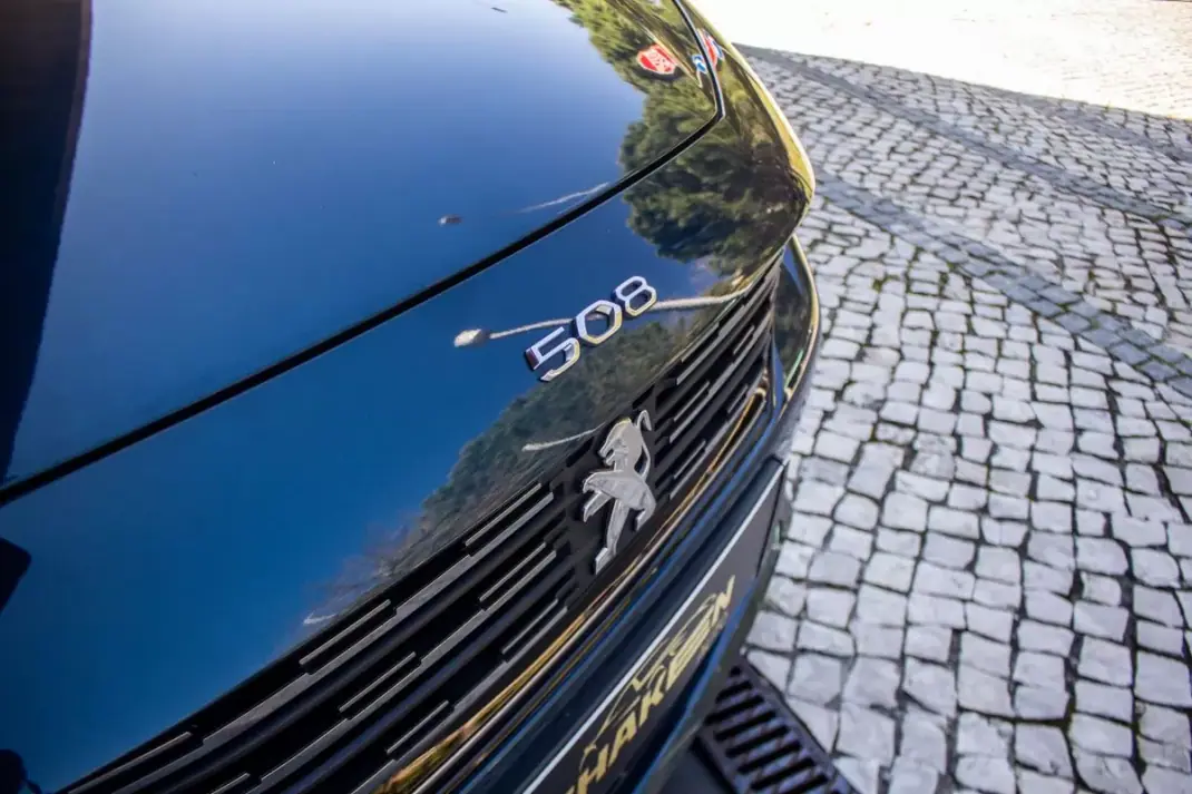 Peugeot 508 SW 2020 - 16990 EUR, 132236 km - AUTO.MOTO.pt - 132236km - foto 8 de 41