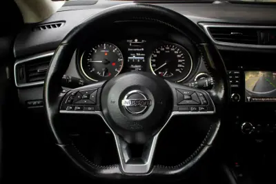 Nissan Qashqai 2018 - 13990 EUR, 168596 km - AUTO.MOTO.pt - 168596km - foto 9 de 29