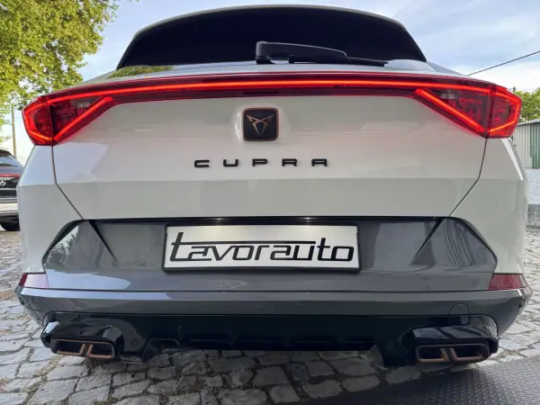 Cupra Formentor 2023 - 27500 EUR, 32000 km - AUTO.MOTO.pt - 32000km - foto 28 de 40