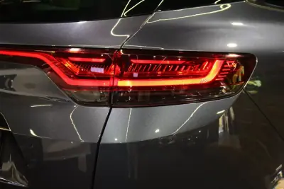 Renault Mégane Sport Tourer 2022 - 15900 EUR, 141000 km - AUTO.MOTO.pt - 141000km - foto 9 de 30