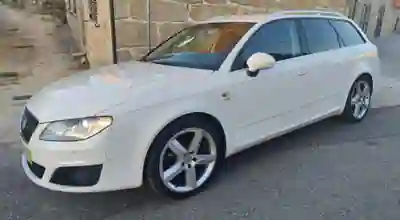 SEAT Exeo 2011 - 12000 EUR, 189000 km - 189000km - foto 2 de 12