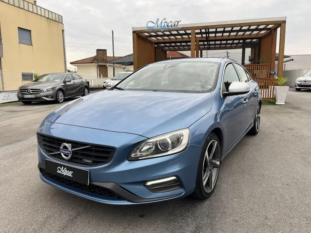 Volvo S60 2015 - 11950 EUR, 225000 km - AUTO.MOTO.pt - 225000km - foto 1 de 53