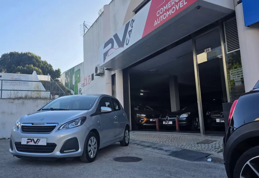 Peugeot 108 2016 - 8490 EUR, 94000 km - AUTO.MOTO.pt - 94000km - foto 1 de 6