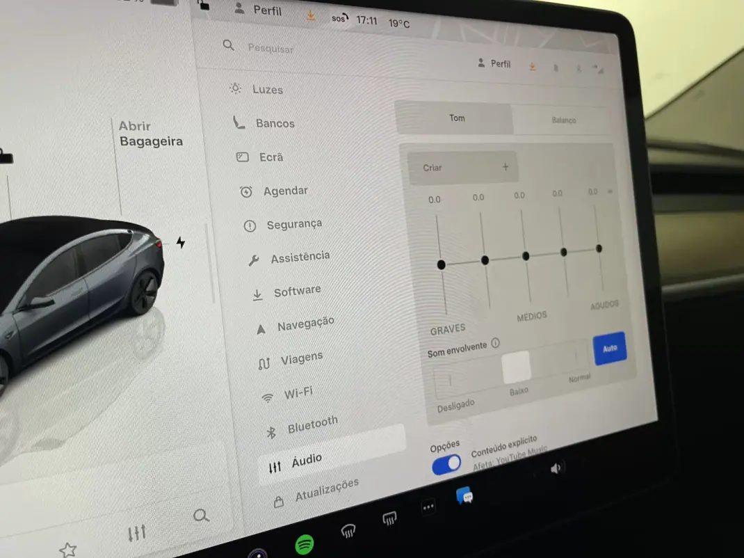 Tesla Model 3 2022 - 29500 EUR, 56000 km - AUTO.MOTO.pt - 56000km - foto 37 de 42