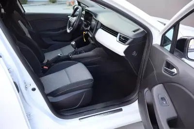 Renault Clio 2021 - 13250 EUR, 81974 km - AUTO.MOTO.pt - 81974km - foto 22 de 33