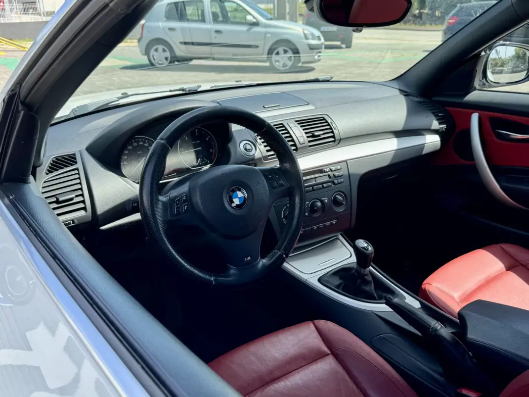 BMW 120 2010 - 14950 EUR, 159000 km - AUTO.MOTO.pt - 159000km - foto 15 de 24