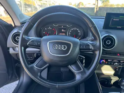 Audi A3 Sportback 2013 - 15990 EUR, 174000 km - AUTO.MOTO.pt - 174000km - foto 19 de 38