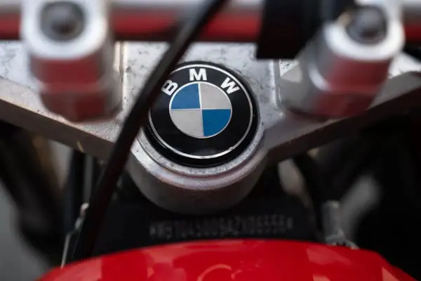 BMW R 12 Base 2010 - 9800 EUR, 50000 km - AUTO.MOTO.pt - 50000km - foto 12 de 20