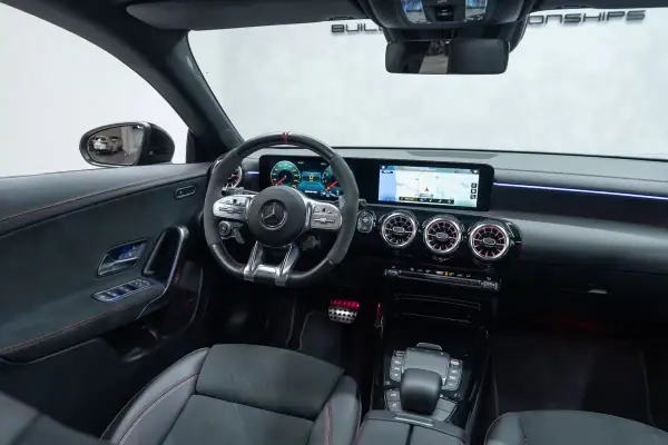 Mercedes-Benz CLA 45 AMG 2023 - 54950 EUR, 27000 km - AUTO.MOTO.pt - 27000km - foto 17 de 47