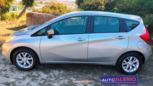 Nissan Note 2014 — photo 2 of 30