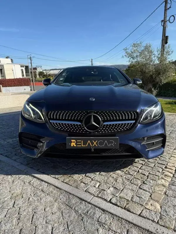 Mercedes-Benz E 220 2017 - 29990 EUR, 215000 km - AUTO.MOTO.pt - 215000km - foto 15 de 34