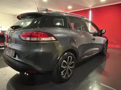 Renault Clio 2018 - 11950 EUR, 66571 km - 66571km - foto 6 de 20