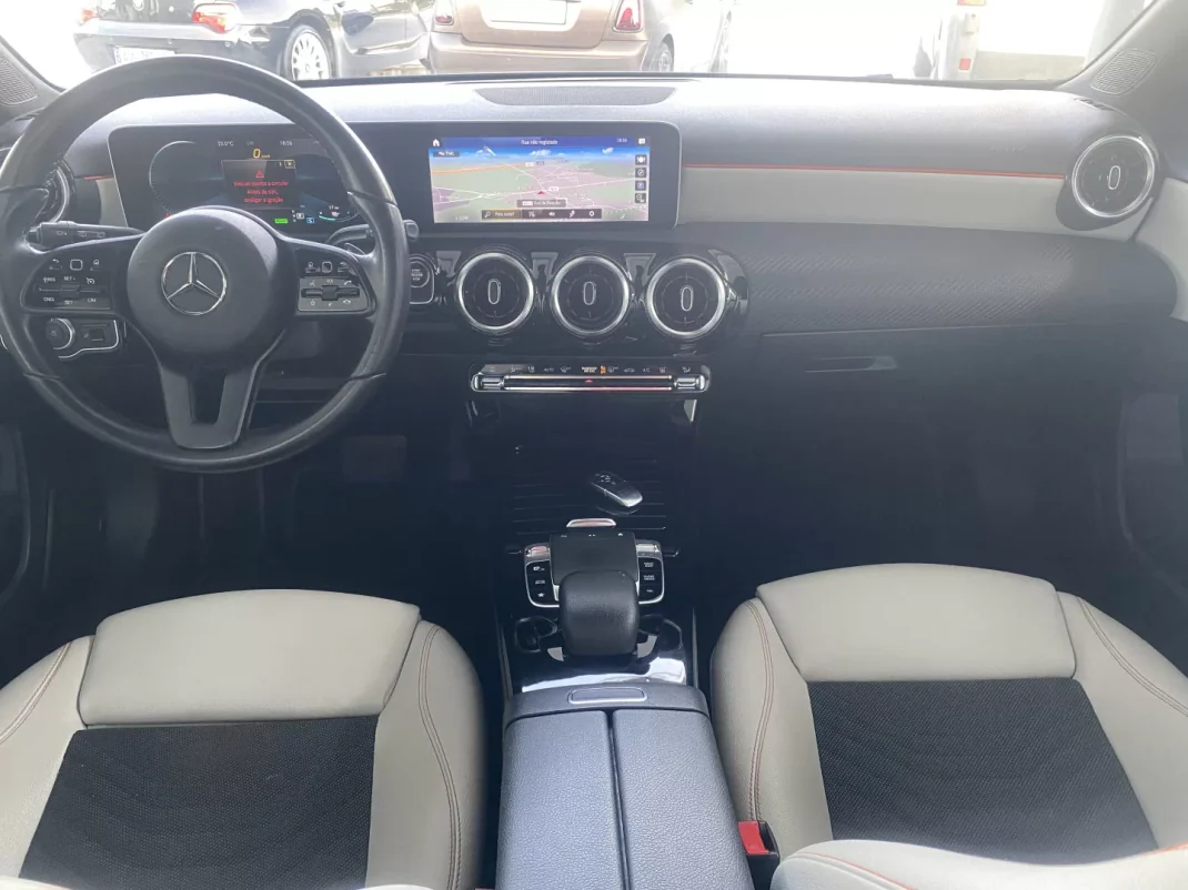 Mercedes-Benz A 250e 2020 - 24990 EUR, 138210 km - AUTO.MOTO.pt - 138210km - foto 10 de 15