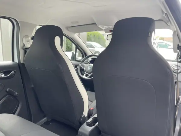 Renault Zoe 2020 - 14800 EUR, 56840 km - AUTO.MOTO.pt - 56840km - foto 22 de 42