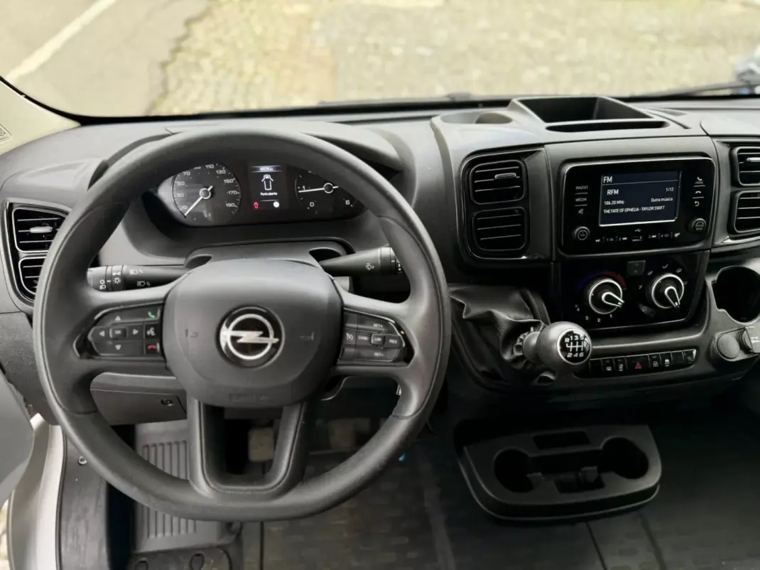 Opel 2024 - 31450 EUR, 59000 km - AUTO.MOTO.pt - 59000km - foto 10 de 20